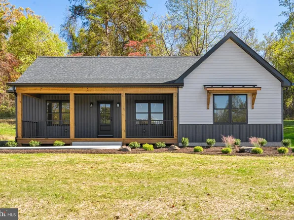 1789 Thoroughfare Rd, Brightwood, VA 22715