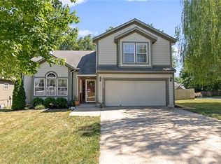 20091 219th St, Spring Hill, KS 66083