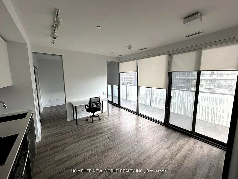 50 Charles St E #1101 — Photo 3