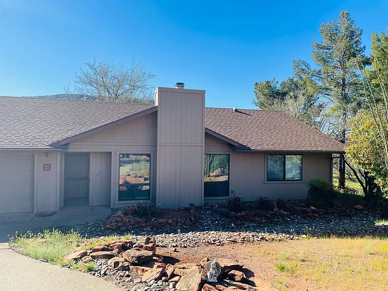 30 Quartz Dr — Photo 1