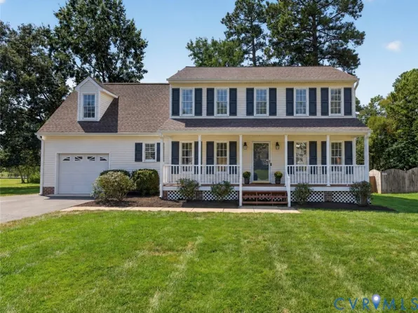 8330 Ferdinand Ln, Midlothian, VA 23112