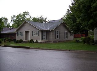 208 S 5th St, Pulaski, TN 38478