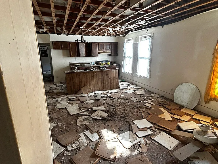 304 N Spruce St — Photo 31