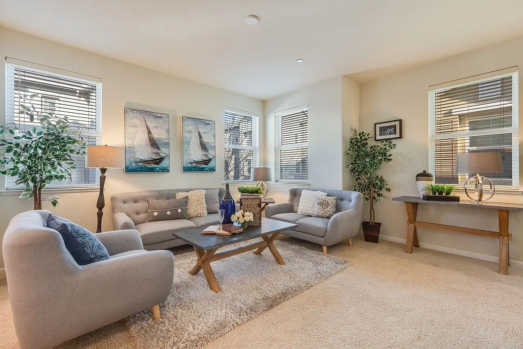 966 Alta Mar Ter photo 1