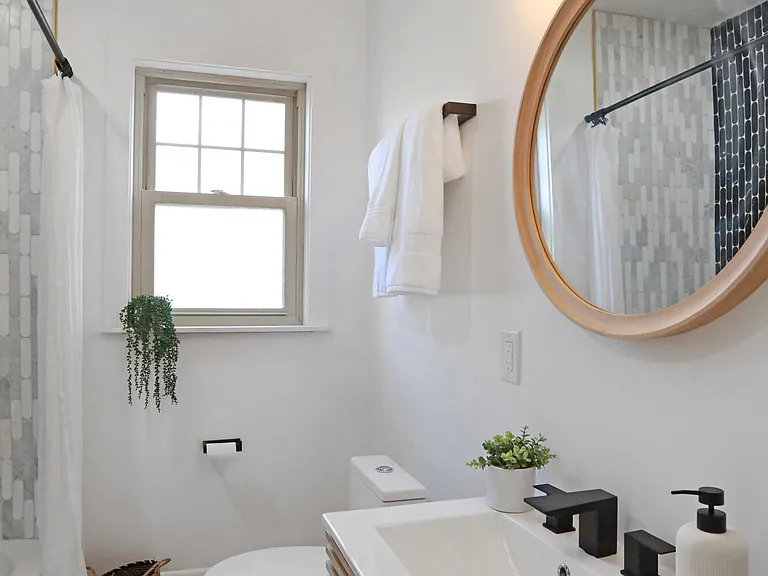4725 French St — Photo 20