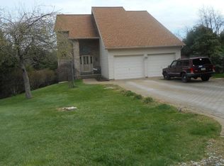 321 Taggart Dr, Greensburg, PA 15601