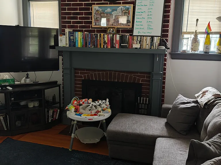 29 Roslyn Ave — Photo 12