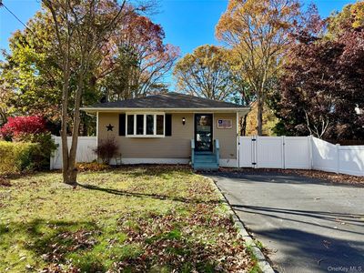 99 Grand Avenue, Shirley, NY, 11967