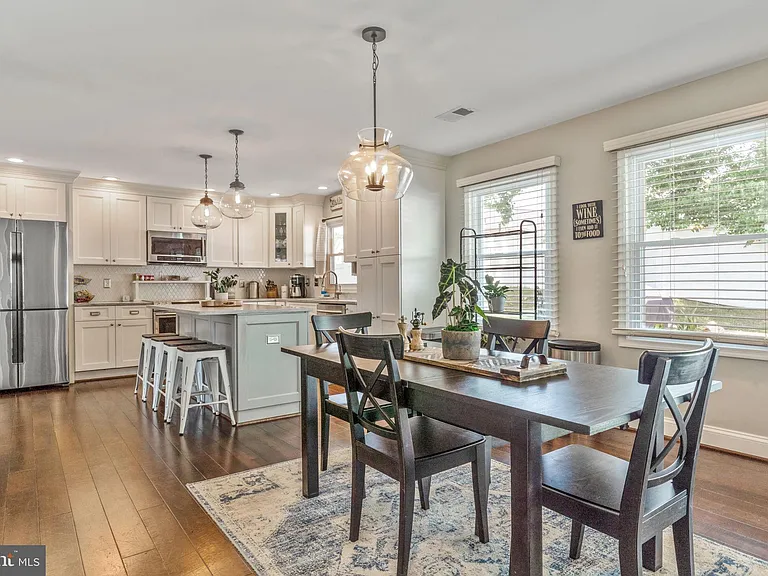 7828 Citadel Dr — Photo 14