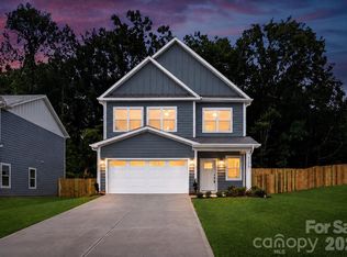 6633 Terry Ln, Charlotte, NC 28215