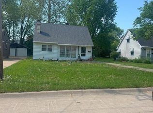 515 16th Ave N, Clinton, IA 52732