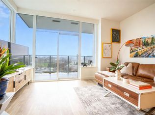 60 Saghalie Rd #804, Victoria, BC V9A 0H1