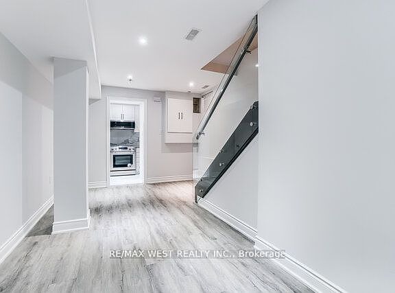 5th image of 63 Belvidere Ave #Basement