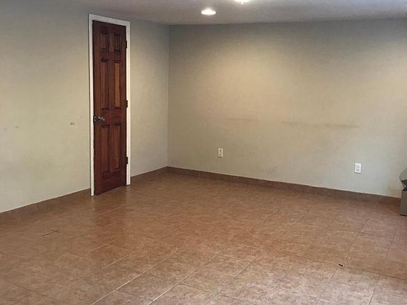 2nd image of 216 Edgewood Ave