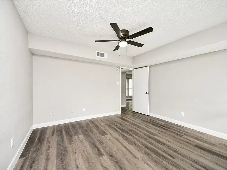 781 Country Place Dr #1017 — Photo 4