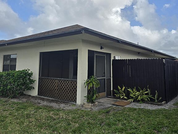 4th image of 5255 Mendoza Street