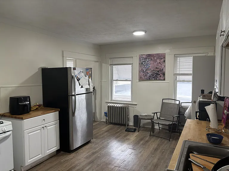 2089 Fairview Ave #4 — Photo 6