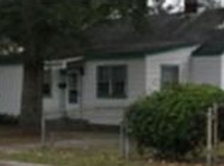 402 Sherwood Rd, Jacksonville, NC 28540