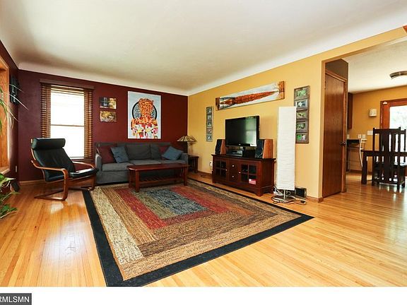 2nd image of 2614 Brookview Dr E