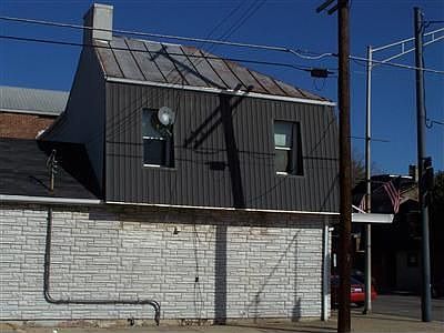 2nd image of 549 S Main St