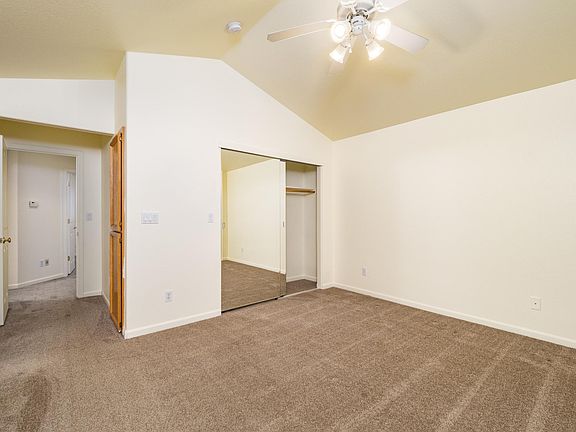 4th image of 505 McDevitt Dr #A