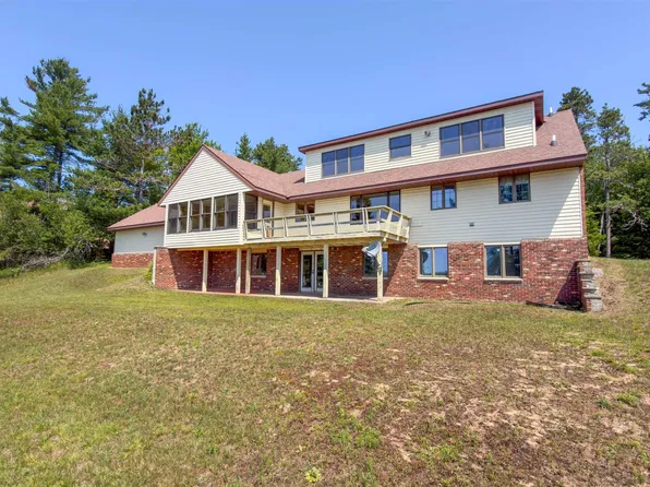 3185 Michigan Shores Rd, Gulliver, MI 49840