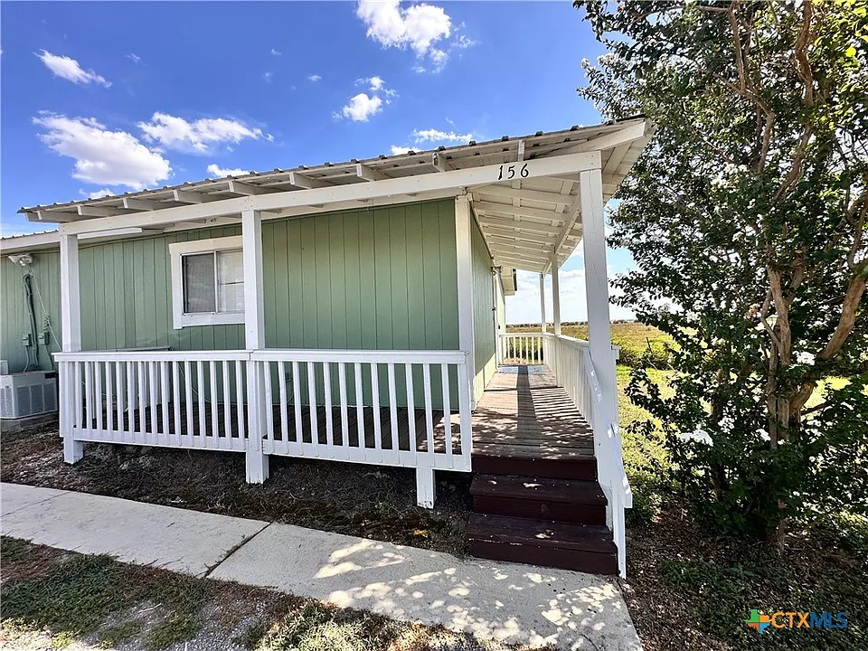 156 Stockmen Ln
