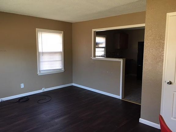 2nd image of 5725 Jackson Ave