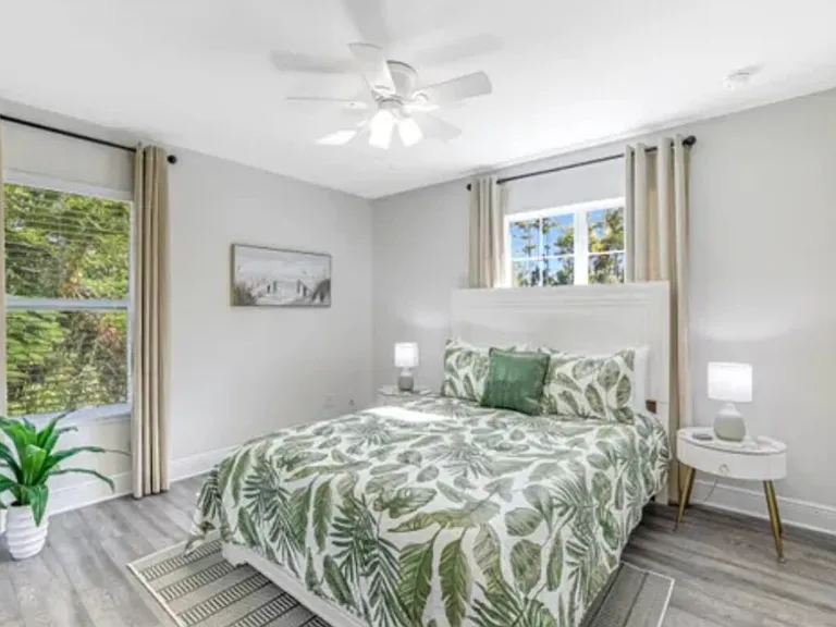 2955 Pine Tree Dr — Photo 14