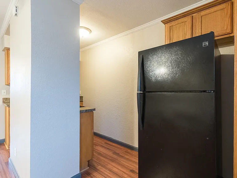 1505 W Lovers Ln #3 — Photo 4