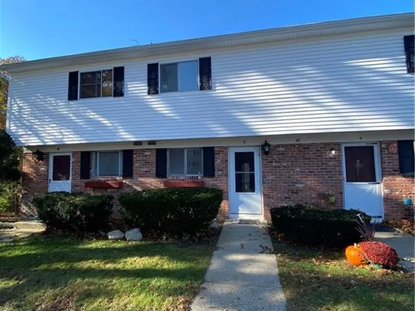 27 Allen Dr APT C, Uncasville, CT 06382
