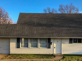 42 Violet Rd, Levittown, PA 19057