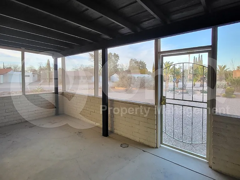 905 S La Bellota — Photo 12
