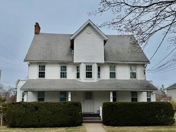 245 Scudder Ave, Northport, NY 11768