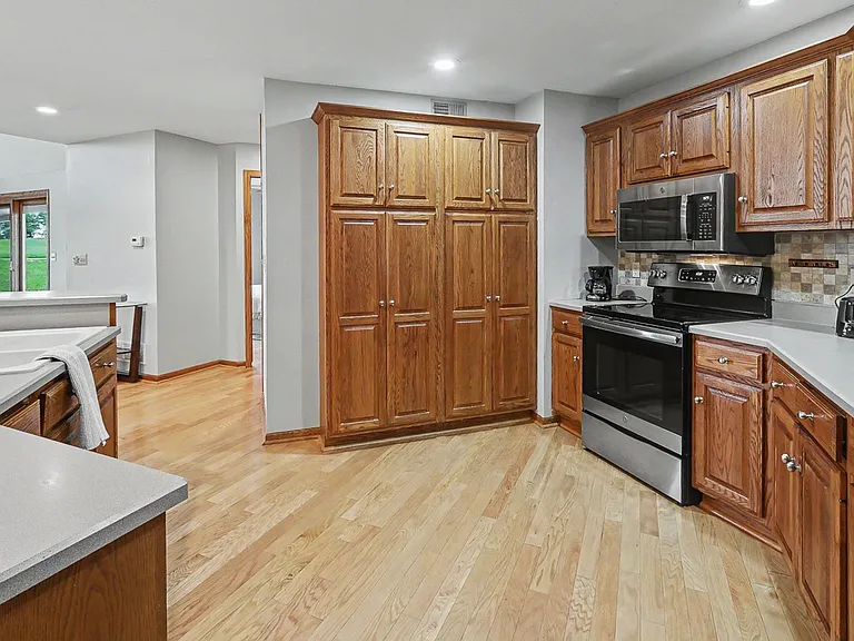 612 Bos Landen Dr #5C — Photo 9