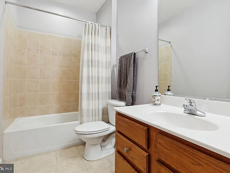 17205 Dewpoint Pl — Photo 42