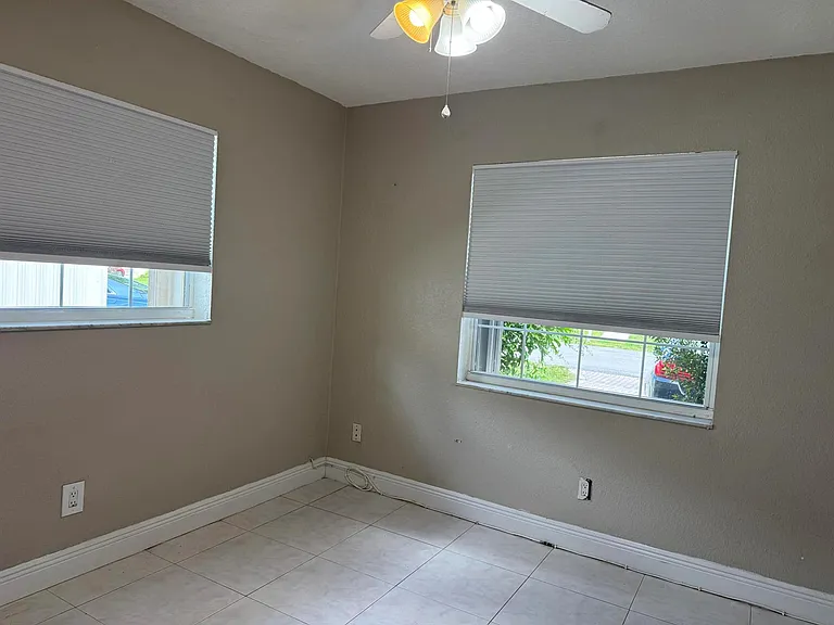 2180 NW 93rd Ave — Photo 13