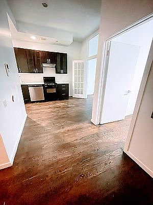 3rd image of 909 Nostrand Ave #1F