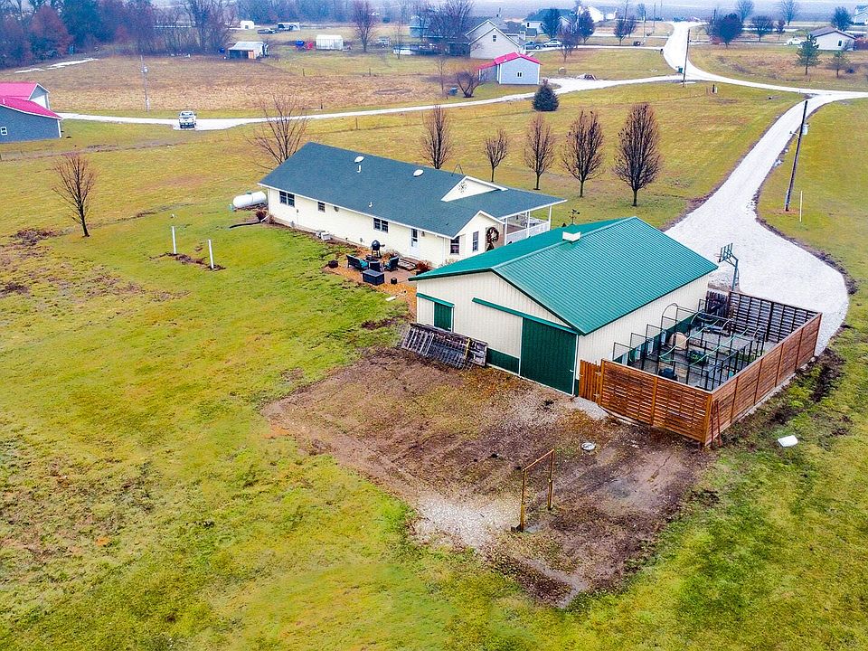 9923 Audrain Rd E 995, Centralia, MO 65240 Zillow