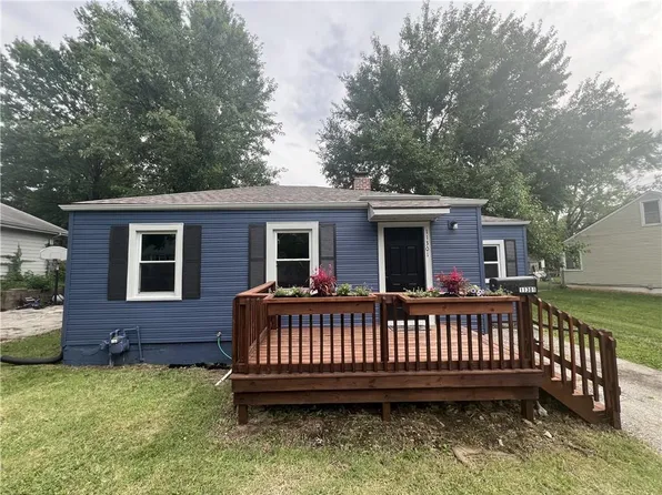 11301 E 39th Ter S, Independence, MO 64052