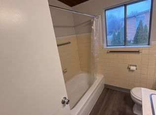 1261-1261 Northfield Ave NE, Grand Rapids, MI 49505
