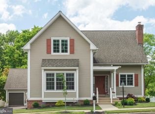 530 Ferncastle Dr, Downingtown, PA 19335