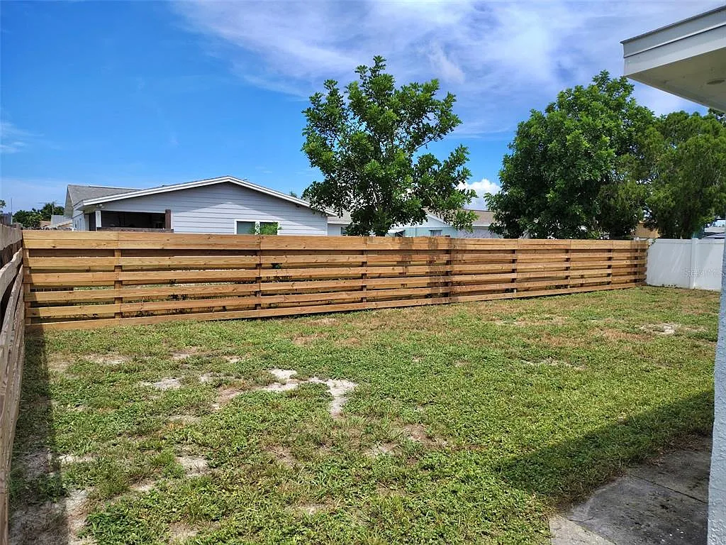 2 bed, 1.0 bath, 1106 sqft, $1,750 — Photo 4