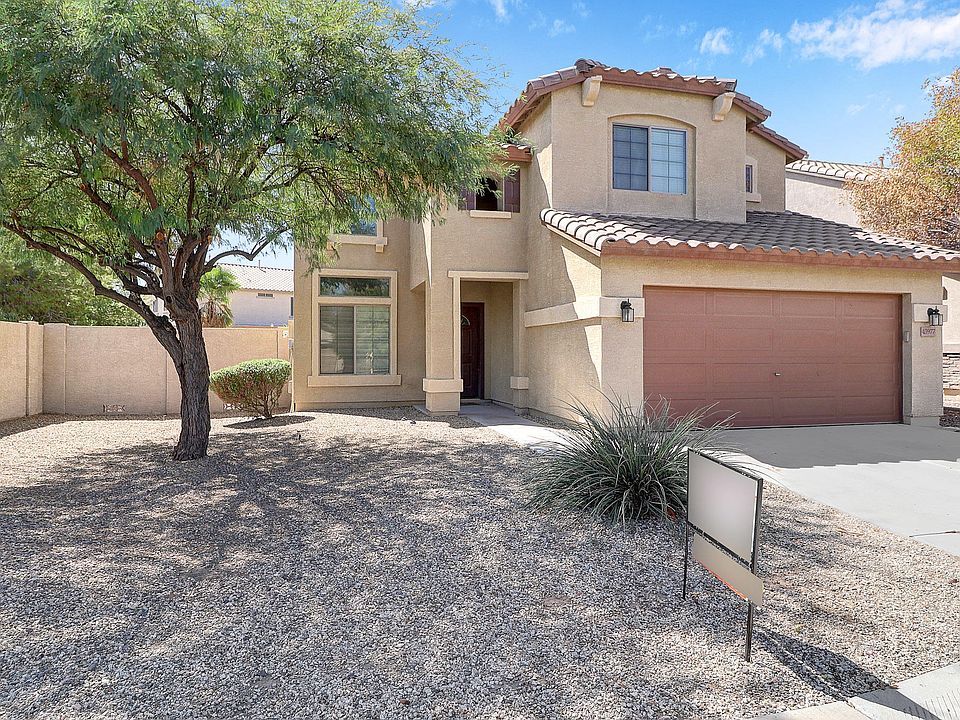 1st image of 43977 W Lindgren Dr