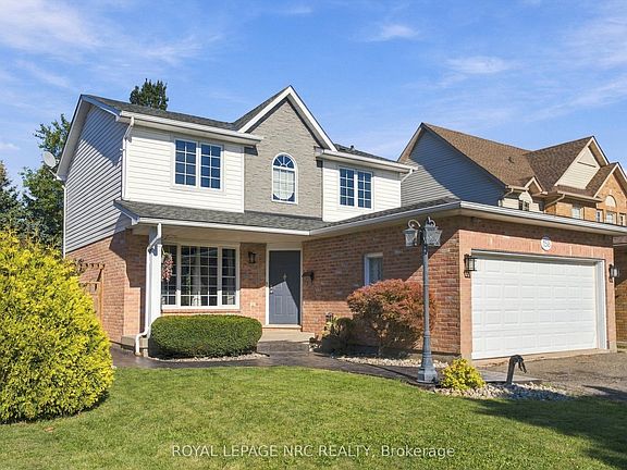 2nd image of 158 Confederation Ave