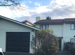 204 Bryant Circle Dr #2, Princeton, IL 61356