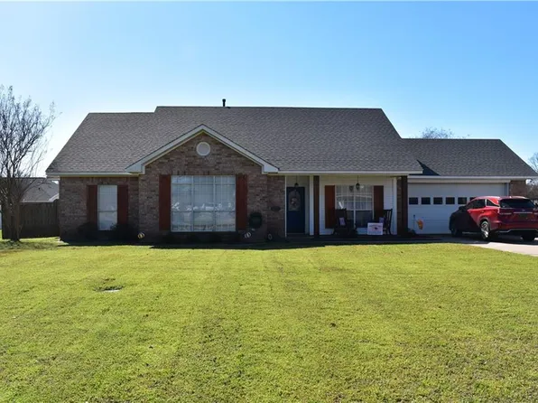 793 Whitfield Dr, Natchitoches, LA 71457