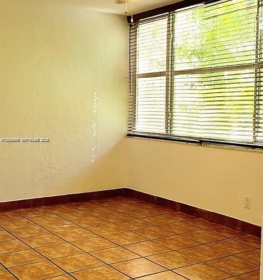 9410 Live Oak Pl #109 — Photo 12