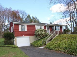 15 Clayton Rd, Danbury, CT 06811
