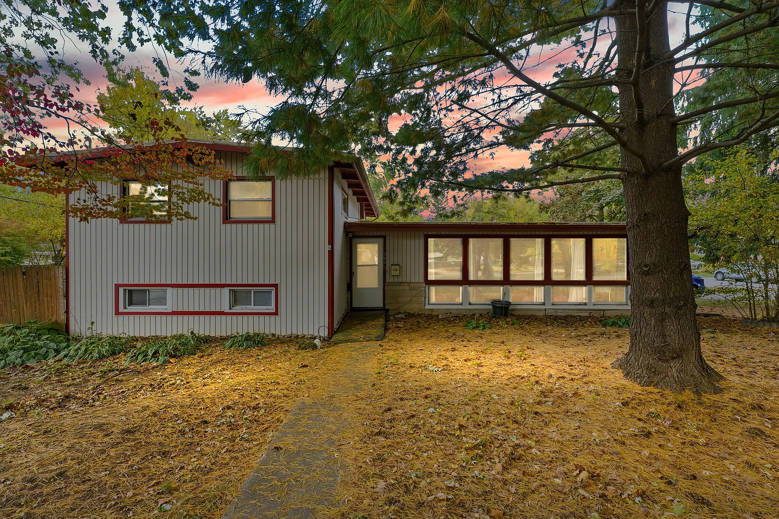 304 E Mumford Dr photo 1